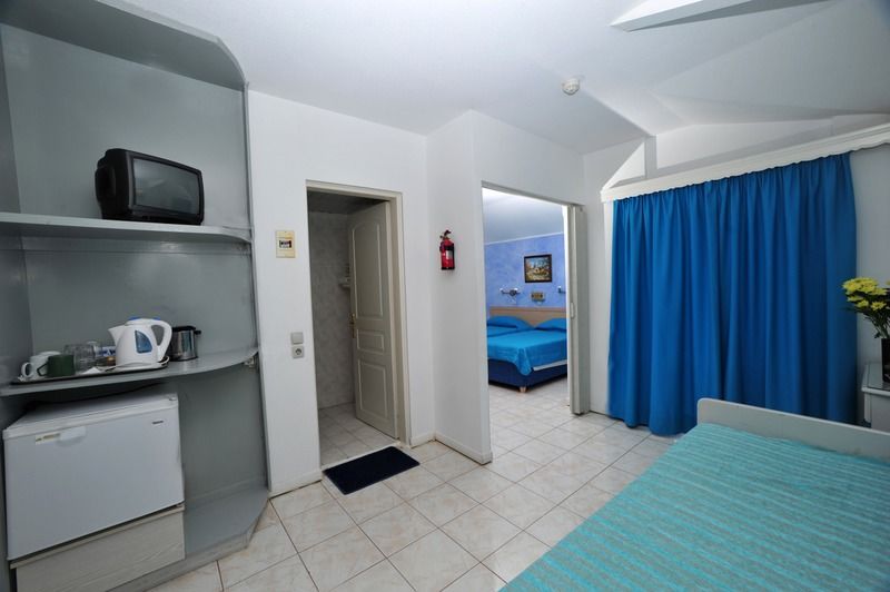 Astoria Hotel Khartáta Extérieur photo
