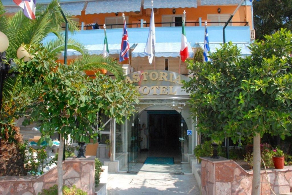 Astoria Hotel Khartáta Extérieur photo